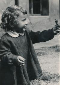 Konfekce pro děti od paní Husové starší