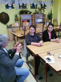 Jiří Nevyhoštěný vypráví dětem v projektu Příběhy našich sousedů