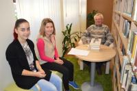 2016 Příběhy našich sousedů, Josef Pokorník se studentkami