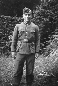 Ludgarda Plačková's brother Alois in Wehrmacht uniform, Ratiboř, 1943