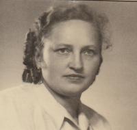 Emilie Salačová 1945