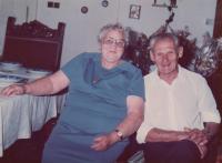 Rodiče Věry Zachařové v roce 1989