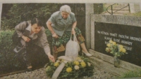 Marie, laying wreaths to the grave of the dead soldiers of the Red Army, May 2014