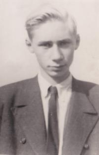 Václav Moravec ml. portrét, Čáslav 1940