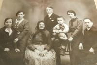 Family photo. Left - mother Marie, half-sister Vilma, grandmother, half-brother Valter, Vítězslav, half-sister Aurélie, father Cyril Vaculík.