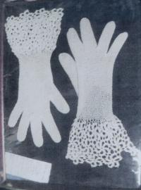 Gloves which Vilma Vaculíková wore on her first date with Jan Kubiš