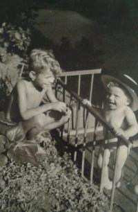 Marie Jiřičková se svým bratrem