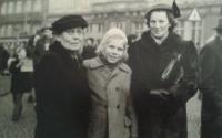 Marie Jiřičková with her mother and grandmother