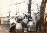 Soubor Perumos, Agnesa Horváthová první zleva