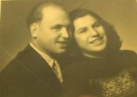 Manželé Žofie a Josef Kubíčkovi v roce 1948