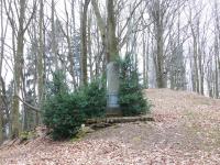 Guerrilla memorial grove at John Drozdovské Saws