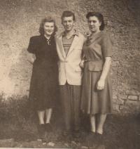 wife Vlasta, Jaroslav Hribes, sister Marie, 1948