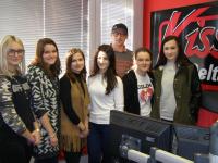 Pupils of SZŠ Mladá Boleslav in the building of the radio; project Stories of our Neighbours (http://pribehynasichsousedu.cz/)