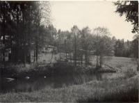 Malše, chaty naproti školní chatě, před r. 1977