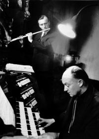 1961, s Jiřím Ropkem u sv. Jakuba