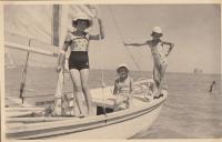 Dovolená u moře na jachtě 30.léta Zorka Kopáčová