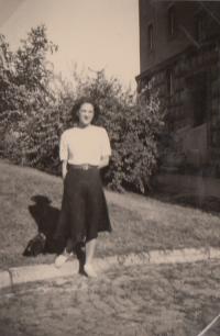 Zora Kopáčová 1948