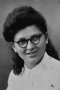Irena Ondruchová / 1946