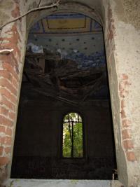 Zaniklá osada Hamberk / zdevastovaná kaple / snímek z roku 2013