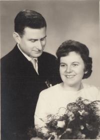 Svatba Josefa Pešaty 1962 Ústí nad Orlicí