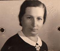 maminka Josefa Pešaty