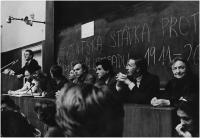 aula FF UK, studentská stávka, 20.listopadu 1989