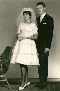 Rodiče Iva Mludka / Helga a Dieter na svatební fotografii / 1963