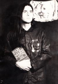 bratr Oleg - recese s knihou Kapitál