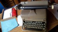 psací stroj 