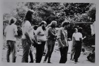 Jan Král / 1. zleva / na jedné z undergroundových akcí / Kyjov / asi 1987