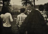 "Náš poslední pořádný androš" / takhle později nazval Jan Král a další lidé koncert undergroundových kapel pod dohledem příslušníků VB v Orlové / 23. září 1989