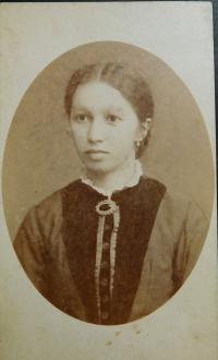 Babička Anna Erteltová