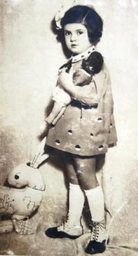 Judith Marosi. 1933.