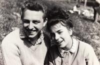 S budoucí manželkou Alenou - cca 1964