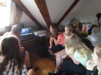 Žákovský tým na videoworkshopu