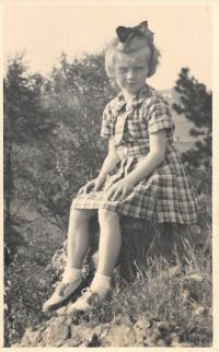 Irena Podzimková, konec 30. let