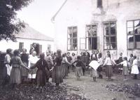 The school in Tuří Remety, 1930s