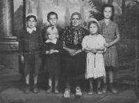 Petik Ľudovit: Father's mother - born Oziminová