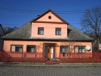 Bývalý poštovní úřad  v Kobylé, kde byl ordnéry 22. září 1938 zbit poštmistr Karel Mroček a František Vaculík