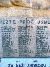 Hrotovice, pomník obětí tragédie 8. května 1945