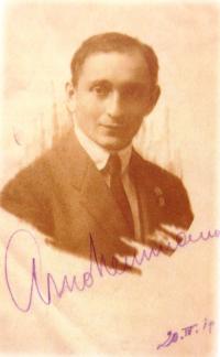 Tatínek Arnold Neumann. 1919.