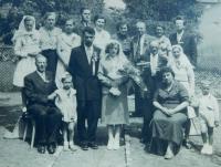 Svatební fotografie Milana a Marie Hlobílkových v roce 1957 v Kyjově