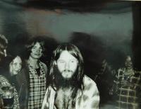 Jiří Žuška na tajném rockovém festivalu v Oskavě v roce 1985 nebo v roce 1987