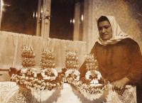 70. léta: výroba "točka", ozdoby pro tradiční slavnost hody