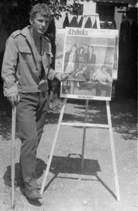 Základní vojenská služba / Josef Šmoldas u pohraniční roty v Gajarech nedaleko Malacek na Slovensku / 1968