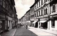 Hornické učiliště / Vysoká Pec u Příbrami / na snímku Pražská ulice v Příbrami / tudy chodili učni na vycházky