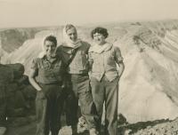 Trip to Masada, Dáša first left, Mikuláš in the centre, about 1953