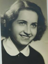 Matka Jarmila Kroneislová