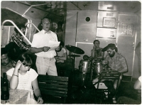 Václav Vaculík na akci Společnosti přátel USA k výročí Dne nezávislosti 4. července 1988 na lodi Napajedla 