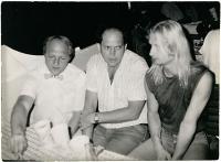 Vladimír Trlida, Stanislav Devátý a Václav Vaculík na akci Společnosti přátel USA k výročí dne nezávislosti 4. července 1988 na lodi Napjedla. 